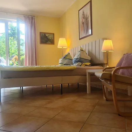 Am Kleinbauernhof Gersdorf Bei Kuehlungsborn *